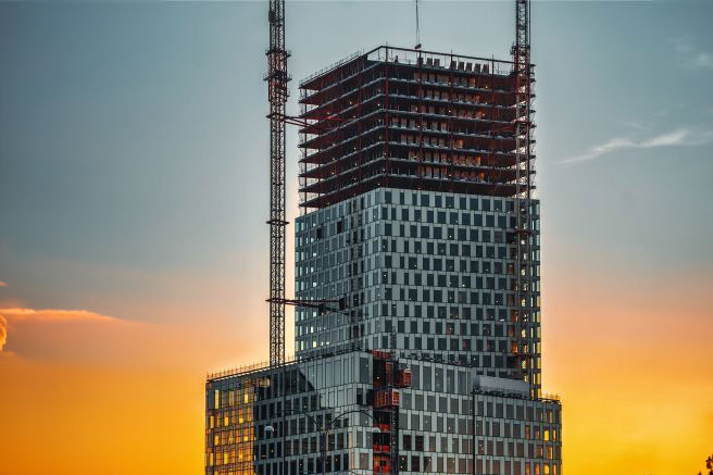Citygates byggnad i soluppgång